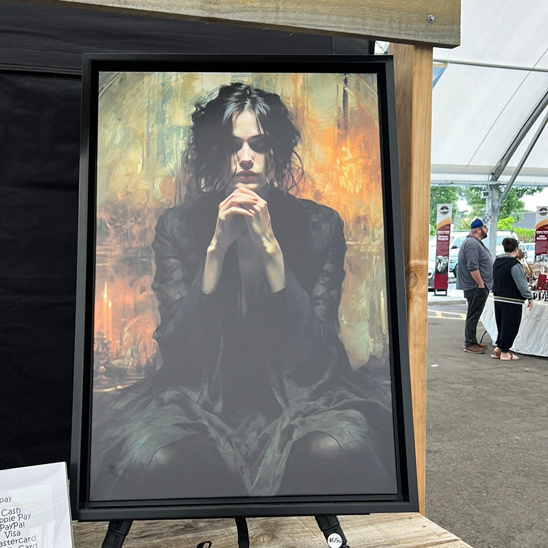 Large floating frame